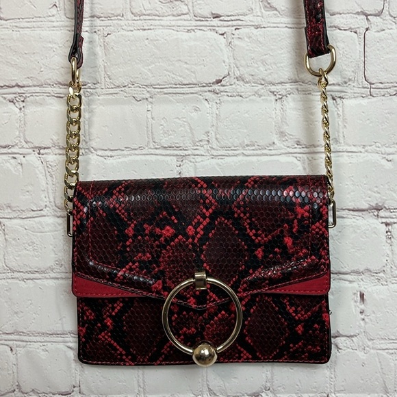 Topshop Selina Snake Print Crossbody Bag - Picture 3 of 13